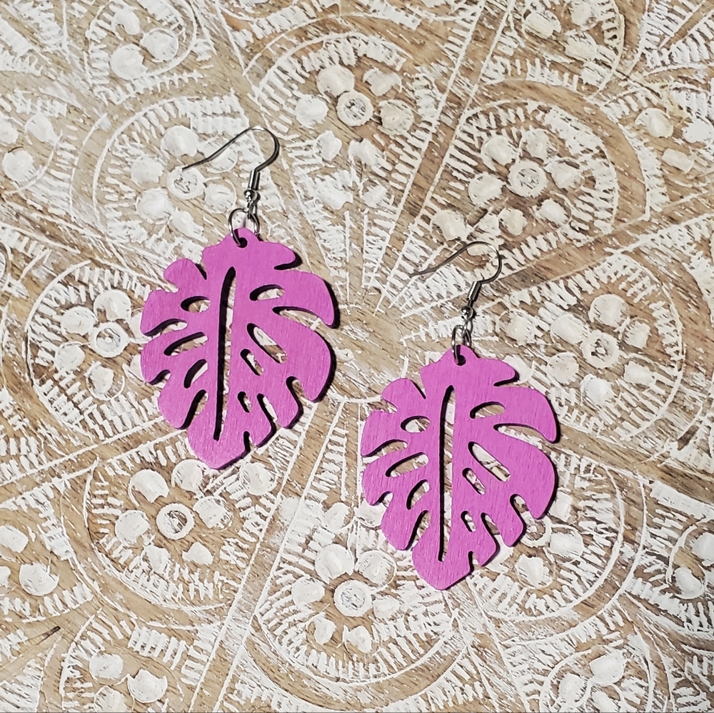 Monstera Earrings
